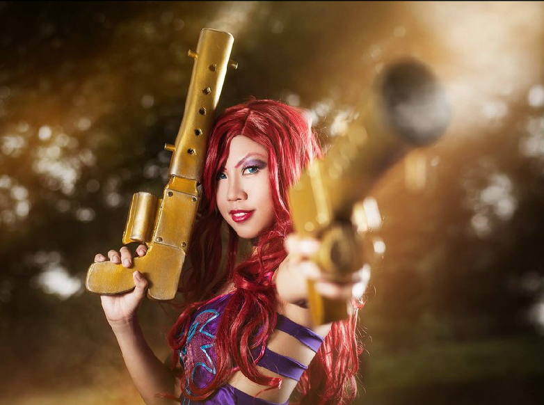 持枪系列cos妹子来一枪