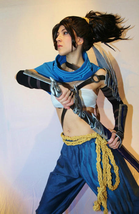 女剑客亚索冷艳帅气惹人爱!