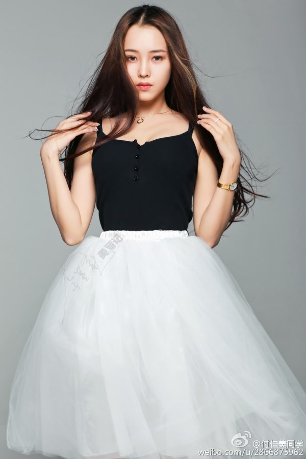 北体校花付佳美最新私房美照欣赏